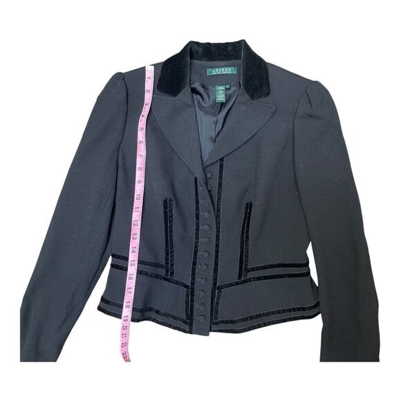 Vintage Ralph Lauren Black Velvet Trim Blazer Sz 6 Cropped Equestrian Academia - Picture 3 of 7